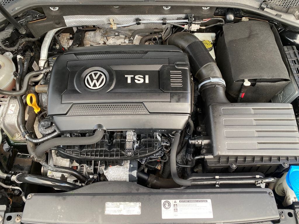 2017 Volkswagen Golf GTI Base