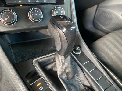 2023 Volkswagen Jetta Base