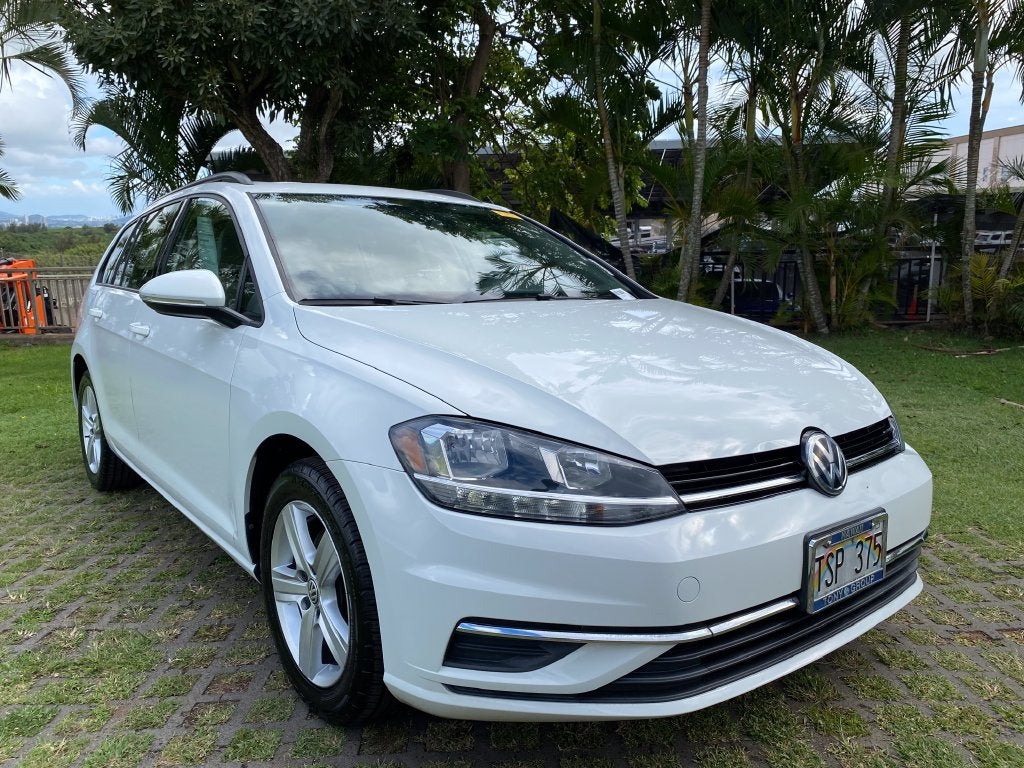 2018 Volkswagen Golf SportWagen Base