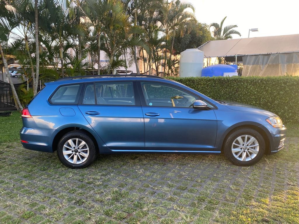 2019 Volkswagen Golf SportWagen Base